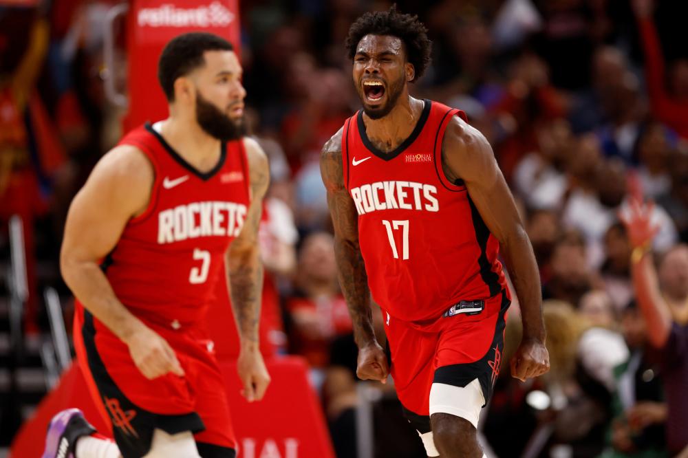 级中锋的身 级中锋的身