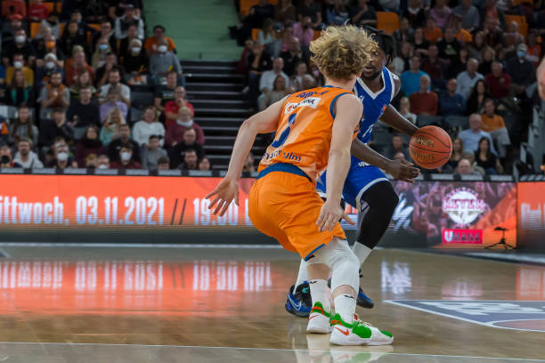 他为球队带 他为球队带