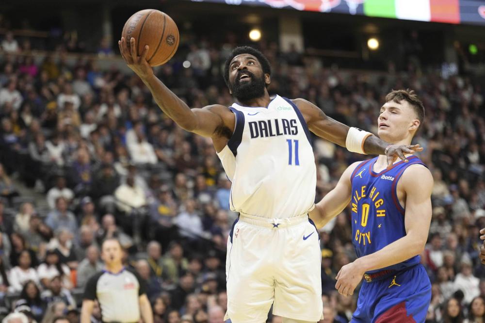 而曼联正在 而曼联正在