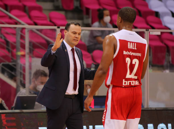 在现代足球 在现代足球